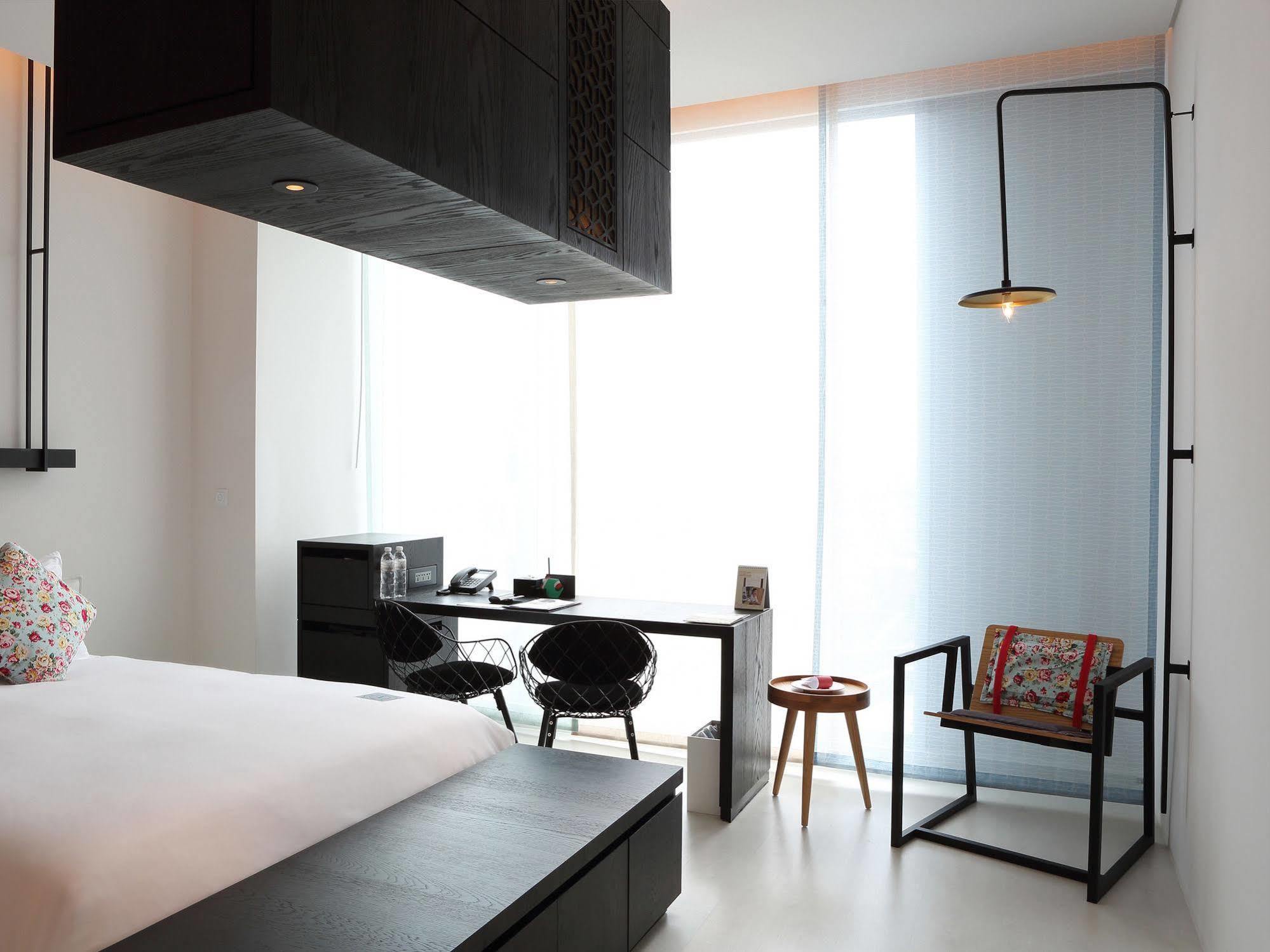 The Place Tainan Exterior foto